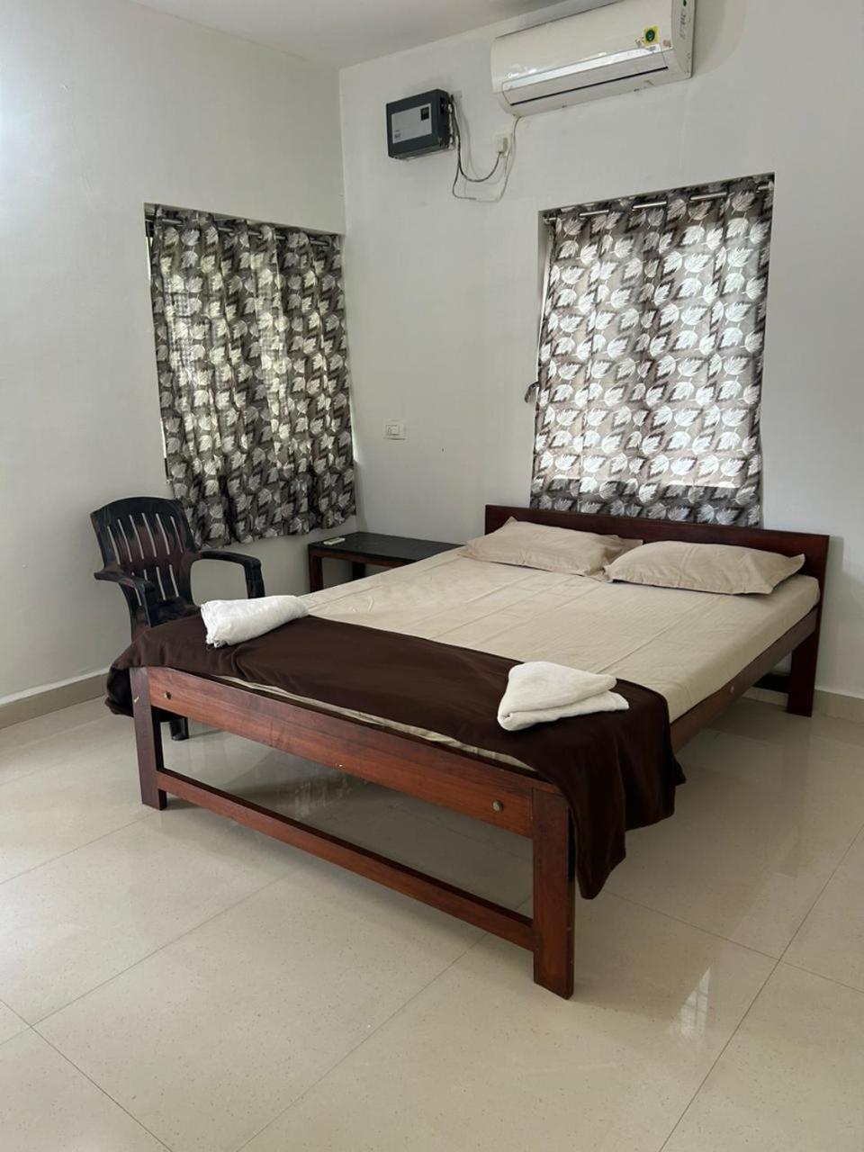 Hare Krishna Hotell Arambol Exteriör bild